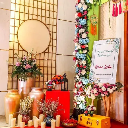 Krishna Palace Hotel 4*