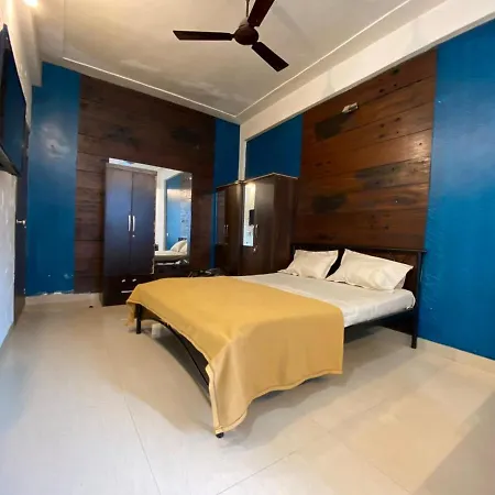 3rk Ac In Khar West Near The Station Mumbai