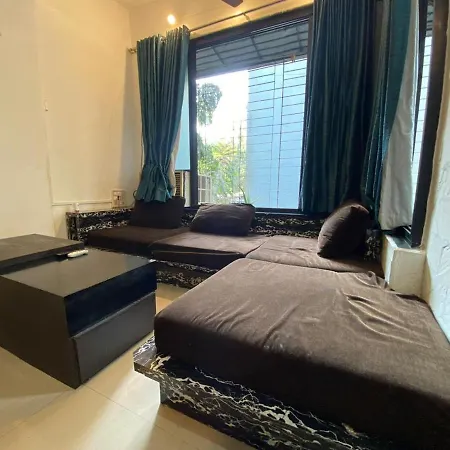 Apartment 3rk Ac In Khar West Near The Station Mumbai