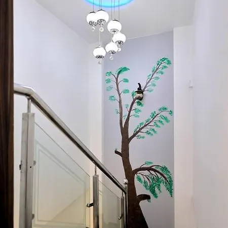 Borivali 4 Bedroom - Gagal Villa