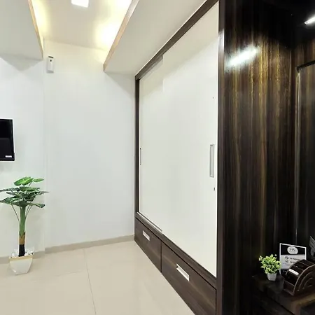 Villa Borivali 4 Bedroom - Gagal