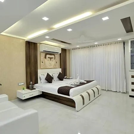 Borivali 4 Bedroom - Gagal *