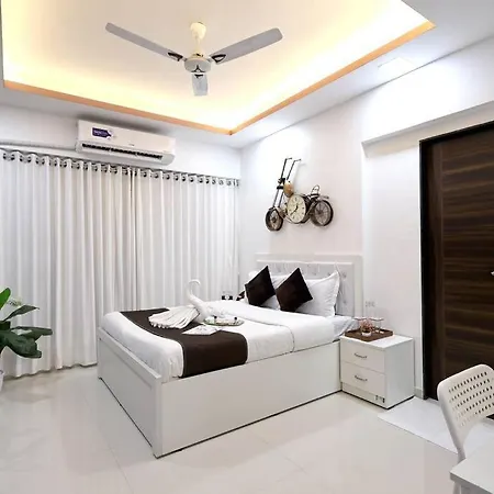 Apartment Iconic 3 Bedroom - Borivali East *