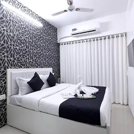 Iconic 3 Bedroom - Borivali East Apartment