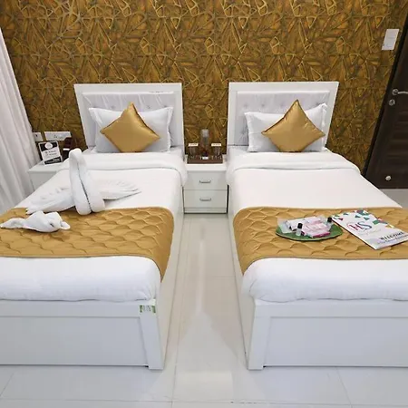Iconic 3 Bedroom - Borivali East