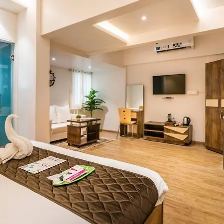 Apartment Majesty 4 Bedroom - Upto 12 Guest Mumbai