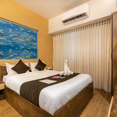 Majesty 4 Bedroom - Upto 12 Guest Apartment Mumbai