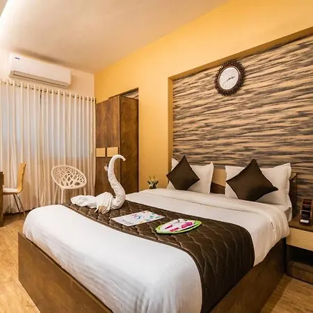 Majesty 4 Bedroom - Upto 12 Guest Apartment *