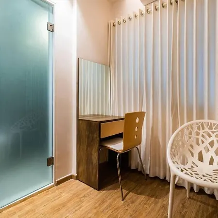 Majesty 4 Bedroom - Upto 12 Guest Apartment *
