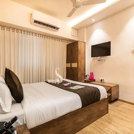 Majesty 4 Bedroom - Upto 12 Guest *