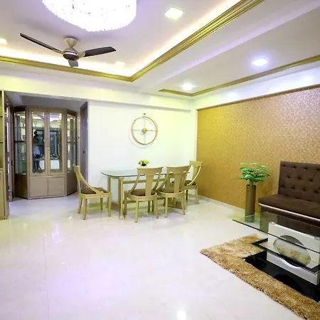 Posh 4.5 Bedroom With Terrace And Pool Villa *