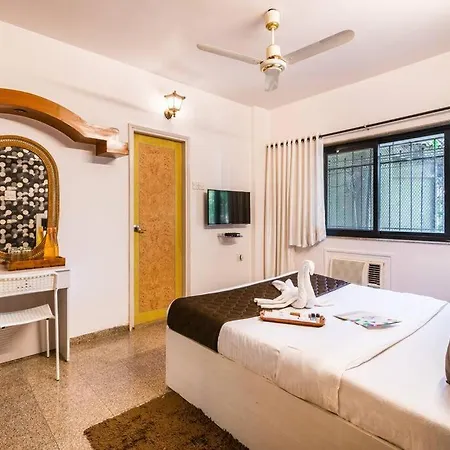 Elegant Duplex For Your Staying Pleasure Apartment *