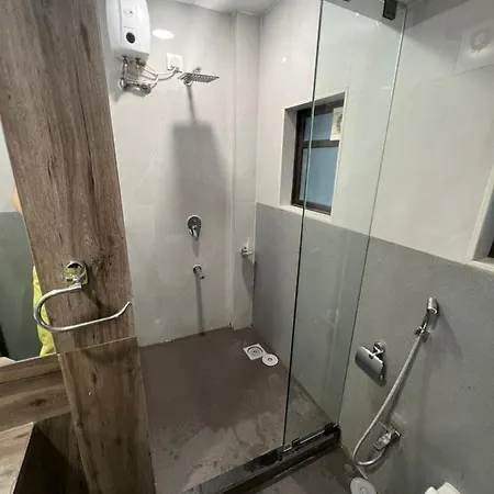 Komal One Bhk Mumbai