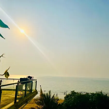 Beach Square * Mumbai