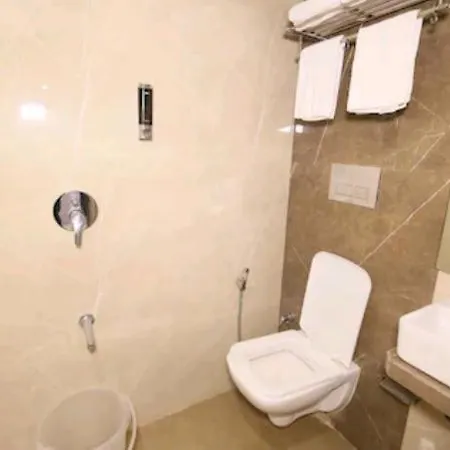 Hotel Park Palace Mumbai
