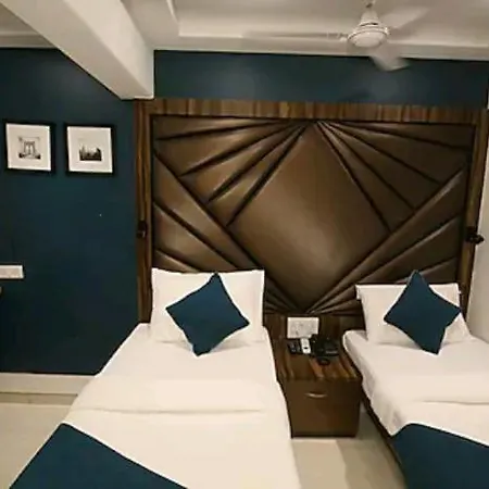 Hotel Park Palace 3*