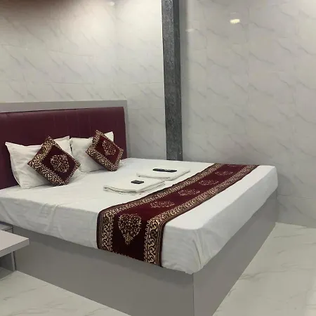 Guest house Sai Plaza, Chembur 2*