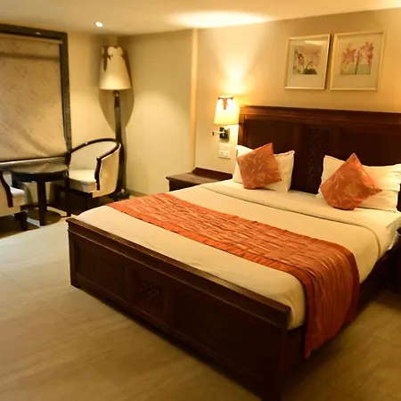 Sai Hotel 3*
