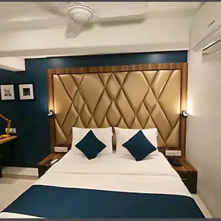 Park Palace Mumbai