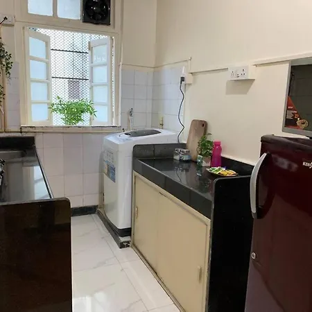 Apartment Dominos 1 Bhk Apartment, Near Carter Road By Connket Homes