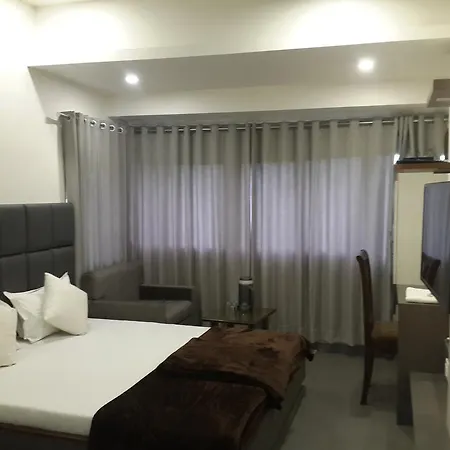 Hotel Oasis