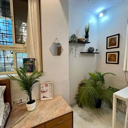 Arora Bhavan 1a, Khar West By Connekt Homes Apartment *