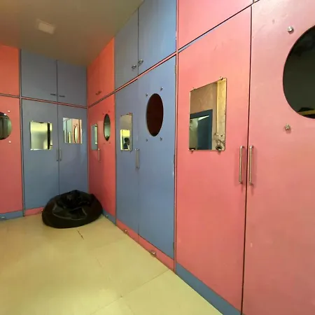 Khar West 3rk For 6ppl Near The Station Apartment *