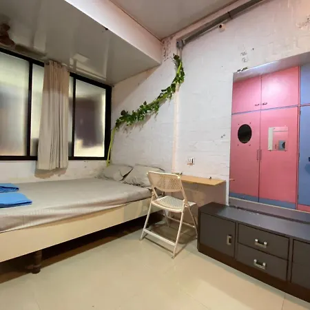 Khar West 3rk For 6ppl Near The Station * Mumbai