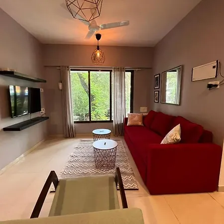 Pali Carters Building 102, 20th Road, Khar West By Connekt Homes Apartment *