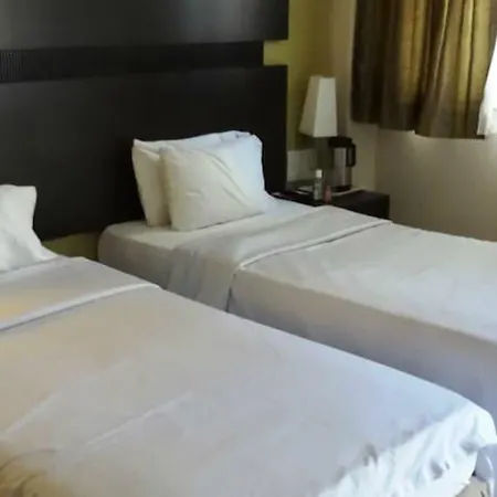 Hotel Chateau Windsor - Marine Drive Mumbai