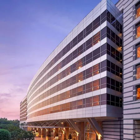 Grand Hyatt And Residences Hotel 5*