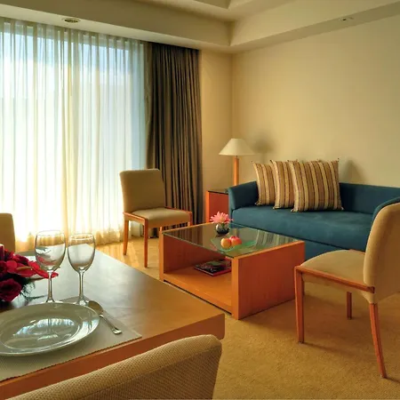 Hotel Grand Hyatt And Residences