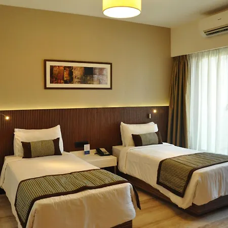 Residency Sarovar Portico 4*