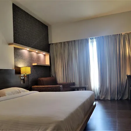 Satkar Residency 4* Thane