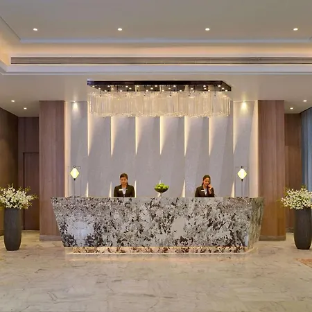 Hotel Radisson Andheri Midc 5*