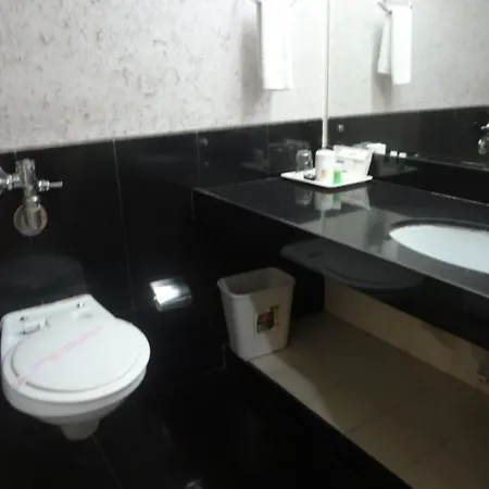 Diplomat, Colaba Hotel Mumbai