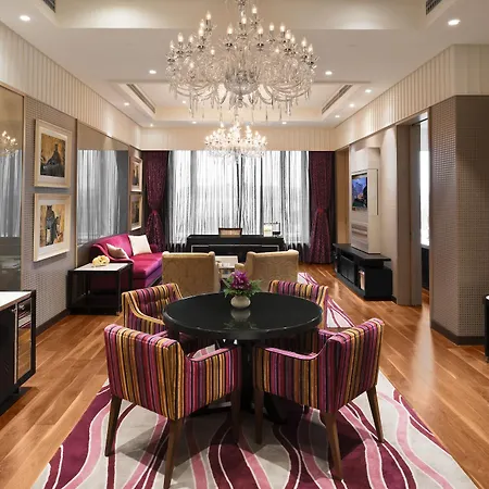 Hotel Taj Santacruz 5*