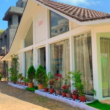 White House Goregaon