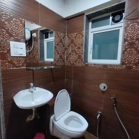 Apartment Marina 203, Nl Road, Bandra West By Connekt Homes Mumbai