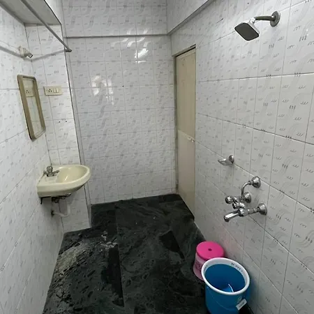 Hotel Plaza - Prabhadevi Dadar