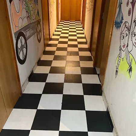 Hostel Colaba