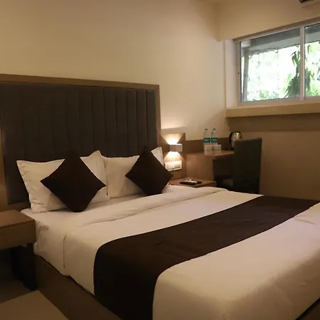 Sai Pritam Hotel 3*