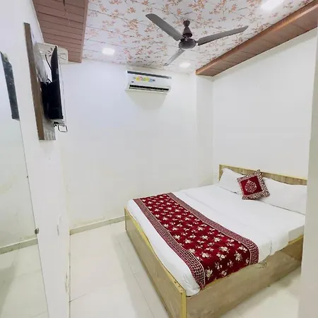 Lotus Residency Hotel *