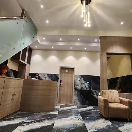 Hotel Peace International 3*