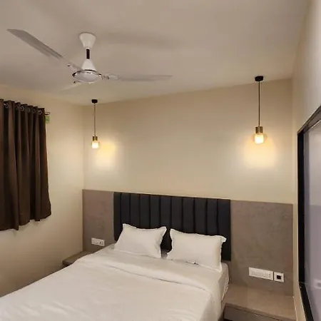 Peace International Hotel