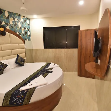 Bed & Breakfast Dream Palace Residency - Near To Us Embassy Bkc 2*