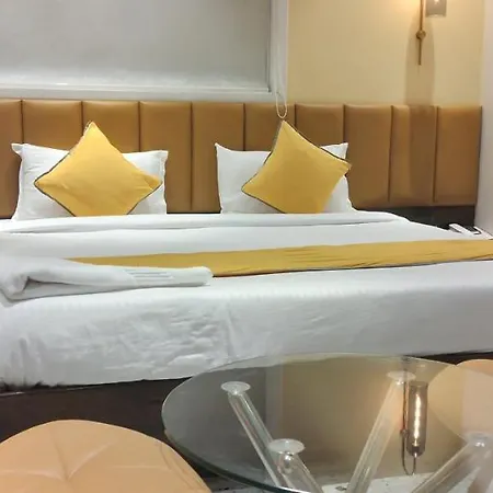 Shine Hospitality Group Hotel Mumbai