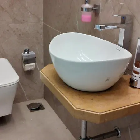 Shine Hospitality Group Hotel