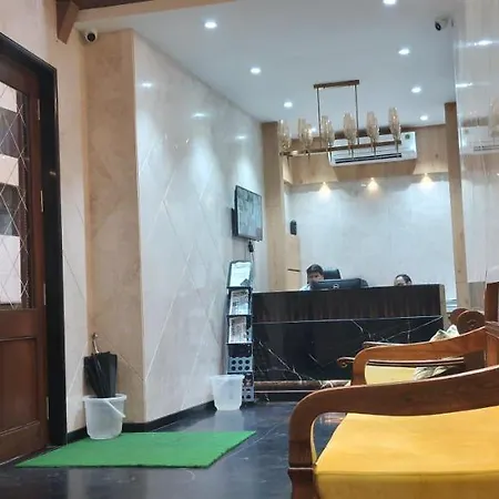 Shine Hospitality Group Hotel 2*