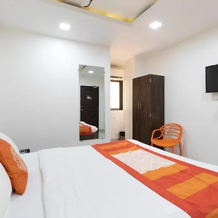 Girgaon Palace Near Chowpatty Mumbai